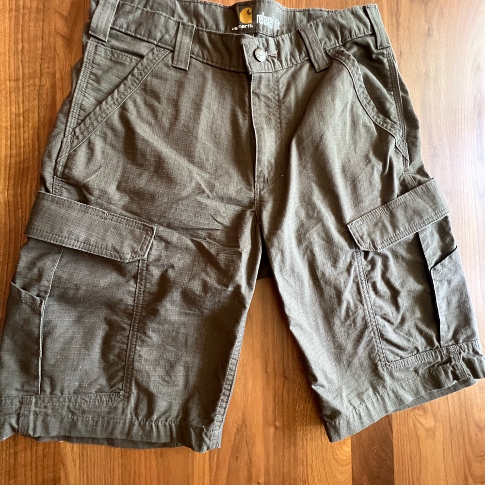 Carhartt Brown Cargo Shorts with Utilitarian Design